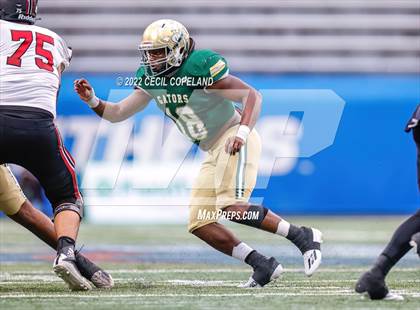 Thumbnail 2 in Warner Robins vs. Ware County (GHSA 5A Championship) photogallery.