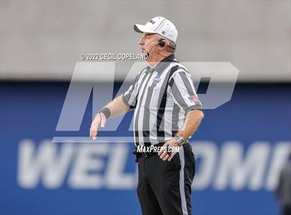 Thumbnail 3 in Warner Robins vs. Ware County (GHSA 5A Championship) photogallery.