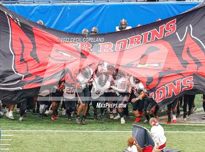 Thumbnail 2 in Warner Robins vs. Ware County (GHSA 5A Championship) photogallery.