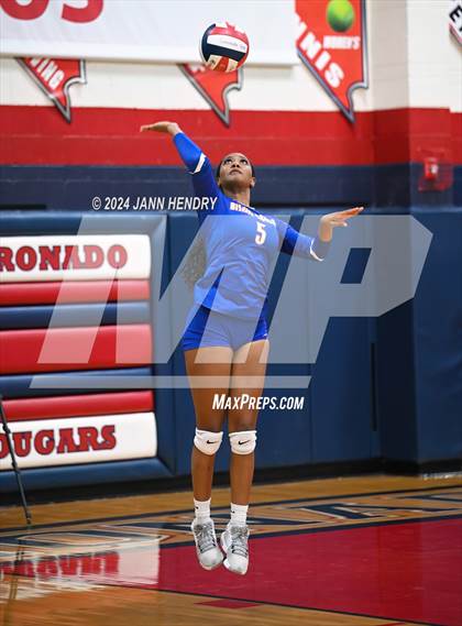 Thumbnail 1 in Bishop Gorman vs Coronado (NIAA 5A Southern Region Final) photogallery.