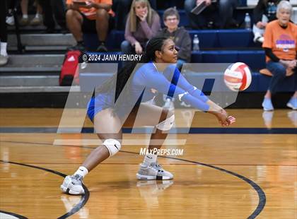 Thumbnail 3 in Bishop Gorman vs Coronado (NIAA 5A Southern Region Final) photogallery.