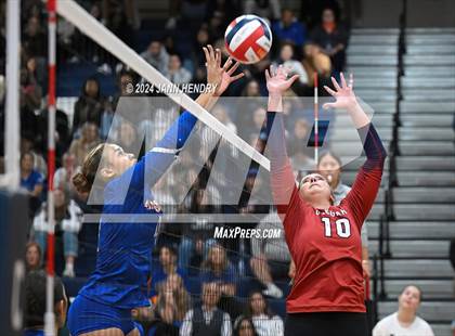 Thumbnail 2 in Bishop Gorman vs Coronado (NIAA 5A Southern Region Final) photogallery.