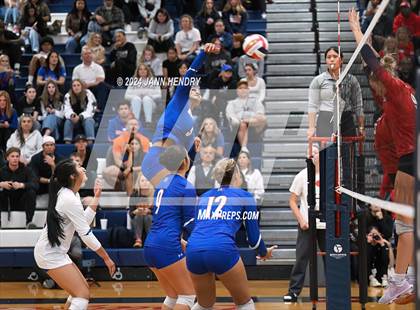Thumbnail 2 in Bishop Gorman vs Coronado (NIAA 5A Southern Region Final) photogallery.