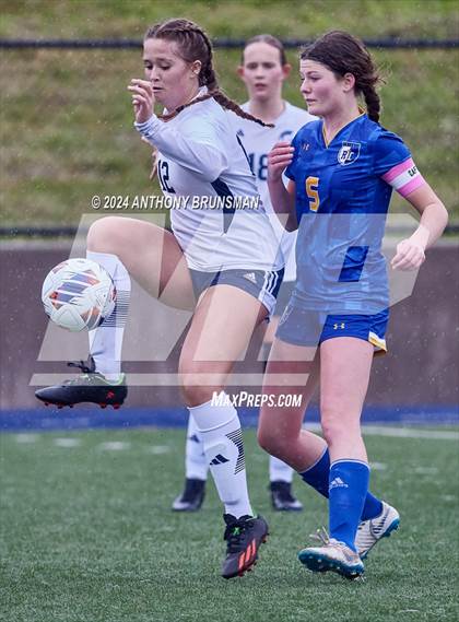 Thumbnail 3 in Ripon Christian vs. Stone Ridge Christian (CIF SJS D6 Final) photogallery.
