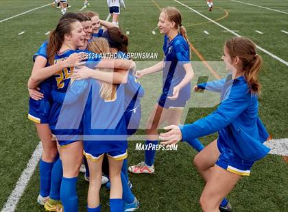 Thumbnail 3 in Ripon Christian vs. Stone Ridge Christian (CIF SJS D6 Final) photogallery.