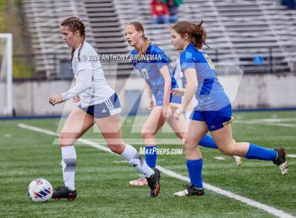 Thumbnail 2 in Ripon Christian vs. Stone Ridge Christian (CIF SJS D6 Final) photogallery.