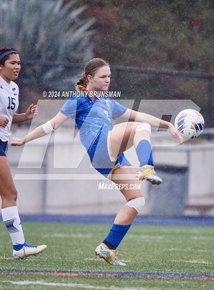 Thumbnail 3 in Ripon Christian vs. Stone Ridge Christian (CIF SJS D6 Final) photogallery.