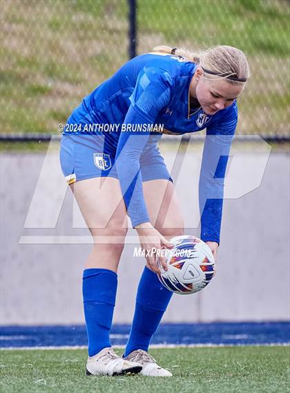 Thumbnail 2 in Ripon Christian vs. Stone Ridge Christian (CIF SJS D6 Final) photogallery.