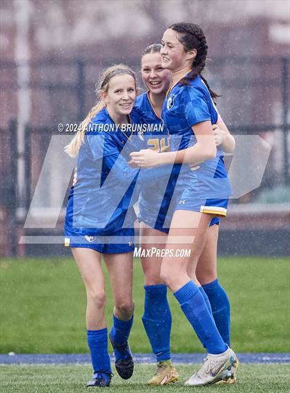 Thumbnail 3 in Ripon Christian vs. Stone Ridge Christian (CIF SJS D6 Final) photogallery.