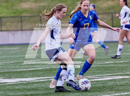 Thumbnail 2 in Ripon Christian vs. Stone Ridge Christian (CIF SJS D6 Final) photogallery.