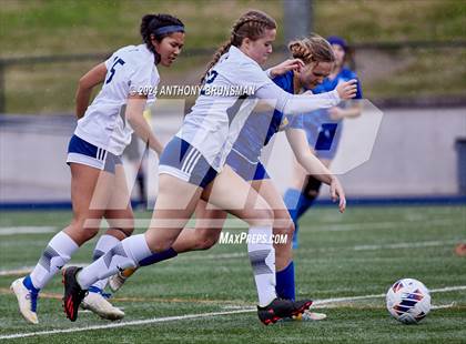 Thumbnail 2 in Ripon Christian vs. Stone Ridge Christian (CIF SJS D6 Final) photogallery.