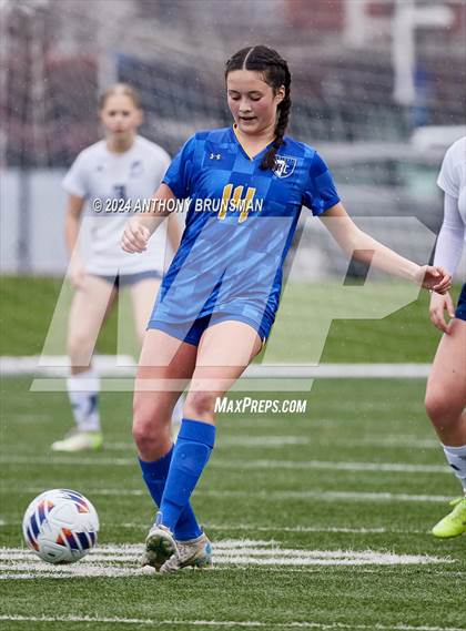Thumbnail 2 in Ripon Christian vs. Stone Ridge Christian (CIF SJS D6 Final) photogallery.
