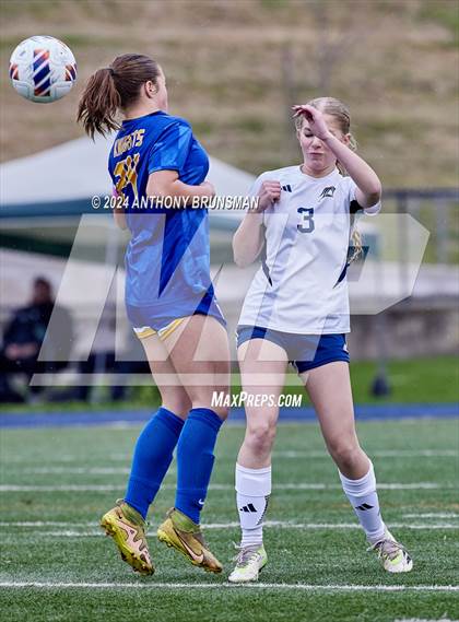 Thumbnail 3 in Ripon Christian vs. Stone Ridge Christian (CIF SJS D6 Final) photogallery.