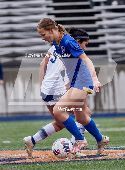 Thumbnail 2 in Ripon Christian vs. Stone Ridge Christian (CIF SJS D6 Final) photogallery.