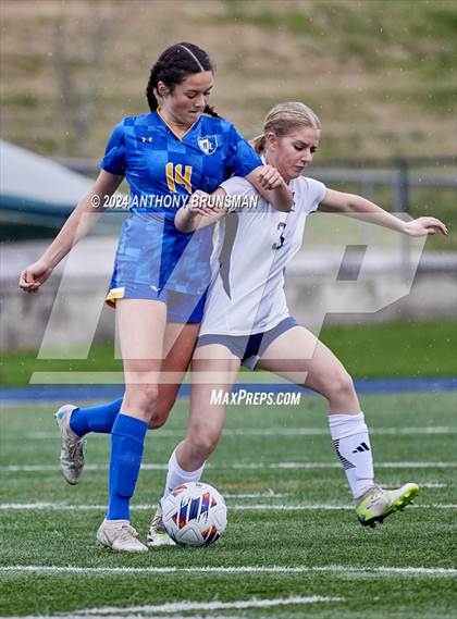 Thumbnail 2 in Ripon Christian vs. Stone Ridge Christian (CIF SJS D6 Final) photogallery.