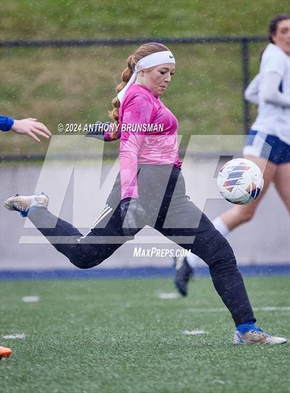 Thumbnail 3 in Ripon Christian vs. Stone Ridge Christian (CIF SJS D6 Final) photogallery.
