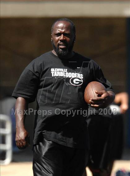 Thumbnail 2 in Friends of Coal Classic (Cleveland Glenville/Lakeland, Fla. - Pre-Game) photogallery.