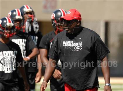 Thumbnail 2 in Friends of Coal Classic (Cleveland Glenville/Lakeland, Fla. - Pre-Game) photogallery.