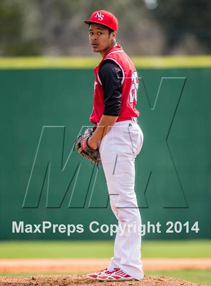 Thumbnail 1 in North Shore vs Alvin photogallery.
