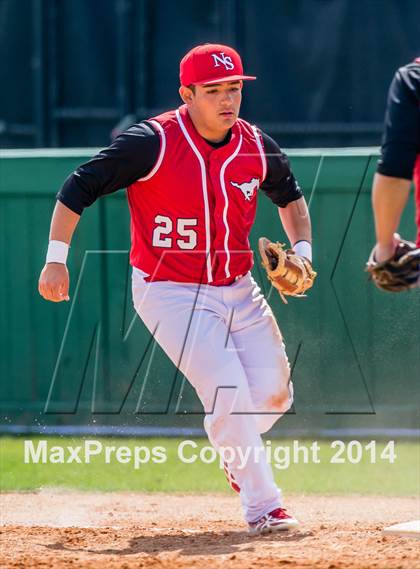Thumbnail 1 in North Shore vs Alvin photogallery.