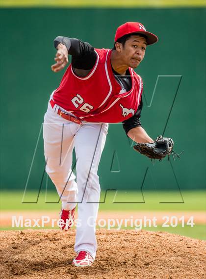 Thumbnail 2 in North Shore vs Alvin photogallery.