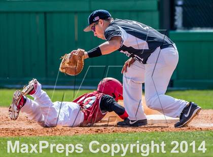 Thumbnail 2 in North Shore vs Alvin photogallery.