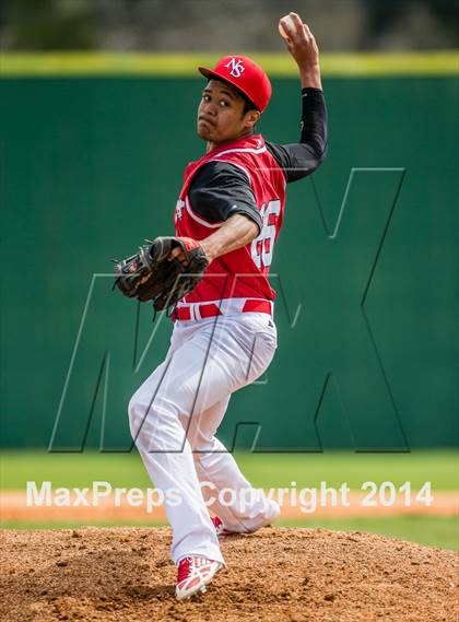 Thumbnail 3 in North Shore vs Alvin photogallery.