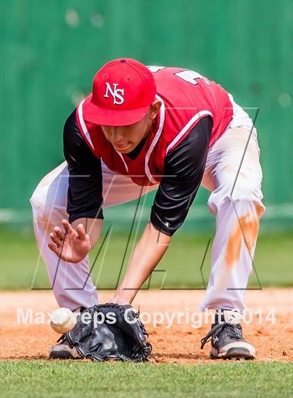 Thumbnail 3 in North Shore vs Alvin photogallery.