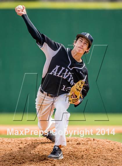 Thumbnail 2 in North Shore vs Alvin photogallery.