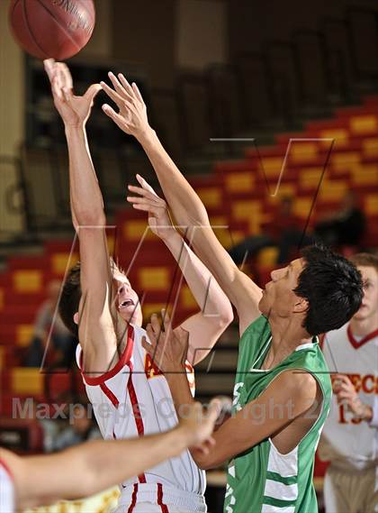 Thumbnail 1 in St. Mary's vs. Palm Desert (MaxPreps Holiday Classic) photogallery.