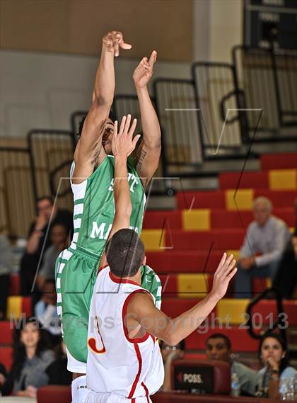 Thumbnail 1 in St. Mary's vs. Palm Desert (MaxPreps Holiday Classic) photogallery.