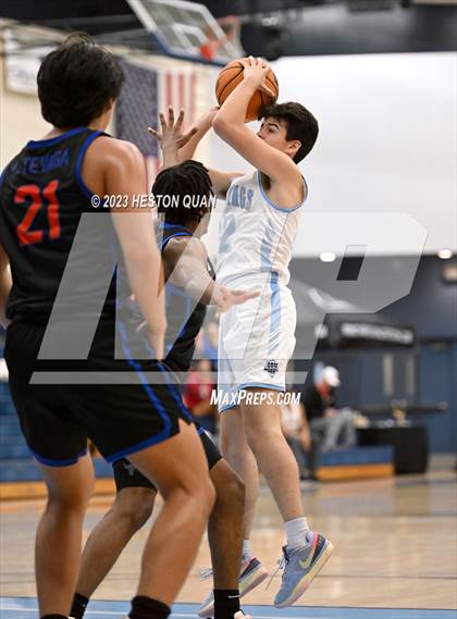 Thumbnail 1 in Kalaheo vs. Corona del Mar (CdM Beach Bash) photogallery.