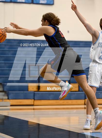 Thumbnail 3 in Kalaheo vs. Corona del Mar (CdM Beach Bash) photogallery.