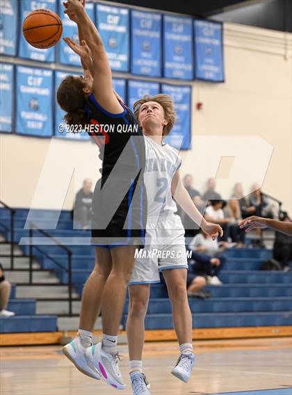 Thumbnail 2 in Kalaheo vs. Corona del Mar (CdM Beach Bash) photogallery.