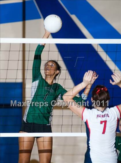 Thumbnail 3 in Pitman @ Beyer photogallery.