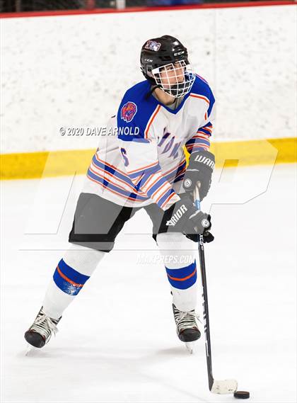 Thumbnail 3 in Hamilton-Wenham Regional @ Newton South (MIAA Division 3 North 1st Round) photogallery.