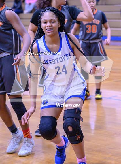 Thumbnail 1 in Westover vs. South View photogallery.