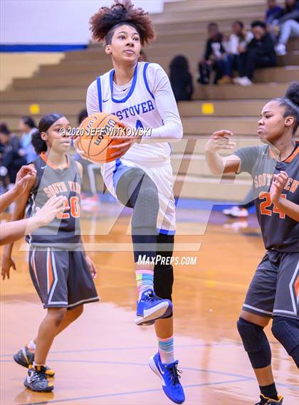 Thumbnail 2 in Westover vs. South View photogallery.