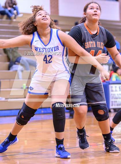 Thumbnail 2 in Westover vs. South View photogallery.