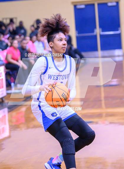 Thumbnail 1 in Westover vs. South View photogallery.