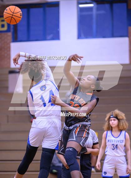 Thumbnail 2 in Westover vs. South View photogallery.