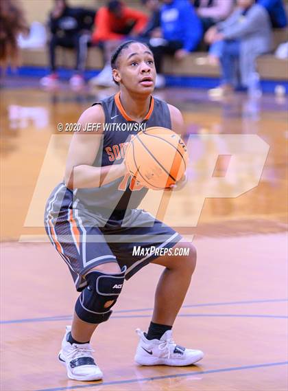 Thumbnail 1 in Westover vs. South View photogallery.