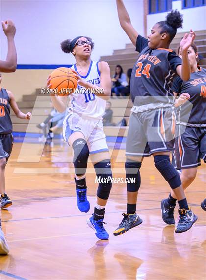 Thumbnail 3 in Westover vs. South View photogallery.