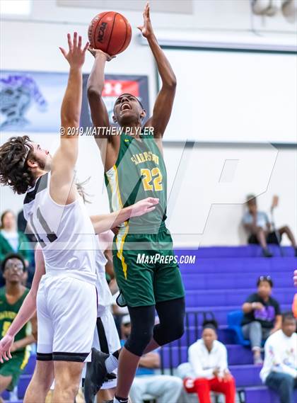 Thumbnail 1 in Sarasota vs. Sharpstown (Village Christian Holiday Tournament) photogallery.