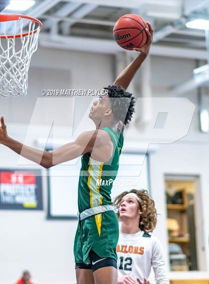 Thumbnail 1 in Sarasota vs. Sharpstown (Village Christian Holiday Tournament) photogallery.