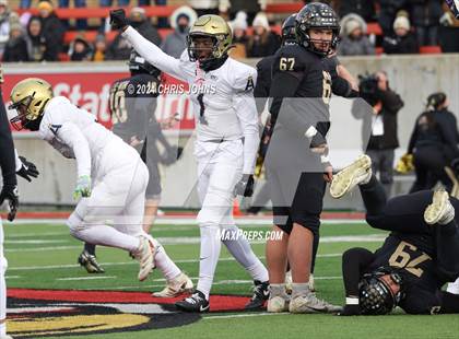Thumbnail 3 in Althoff Catholic vs Lena-Winslow (IHSA 1A Final) photogallery.