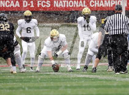 Thumbnail 3 in Althoff Catholic vs Lena-Winslow (IHSA 1A Final) photogallery.