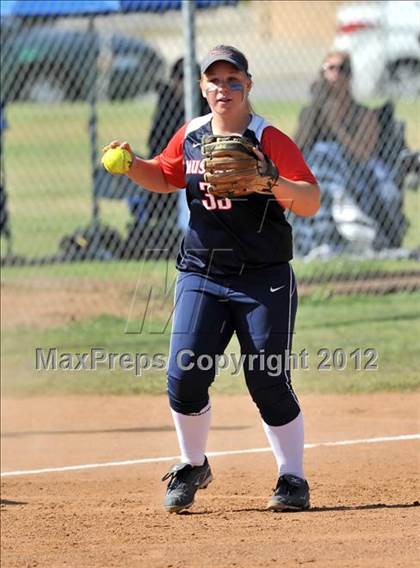 Thumbnail 1 in Yorba Linda @ Esperanza (CIF SS D1 Playoffs) photogallery.