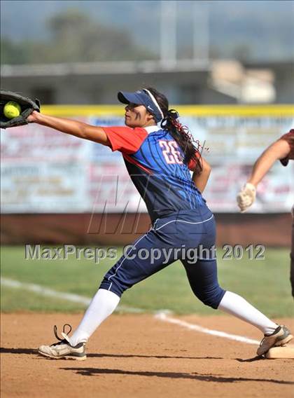 Thumbnail 1 in Yorba Linda @ Esperanza (CIF SS D1 Playoffs) photogallery.