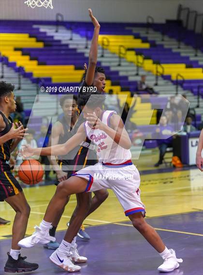 Thumbnail 2 in Friendly vs. Bishop Ireton (Glory Days Grill Tournament of Champions) photogallery.